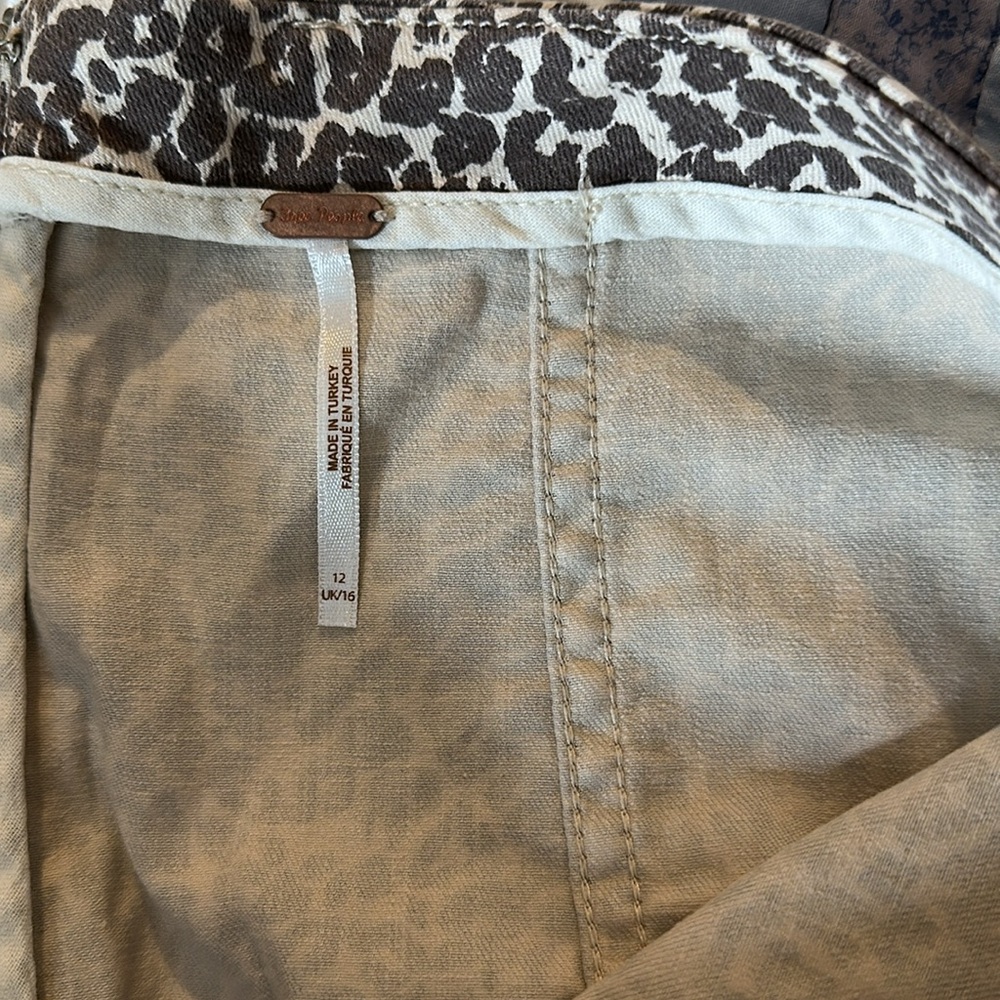 Free People Leopard Print pencil Skirt with Matching Leopard Rock N Roll Shirt L - Picture 9 of 13